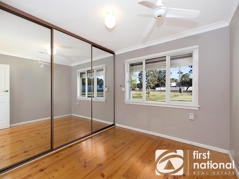 30 Palmyra Avenue, Lethbridge Park NSW 2770