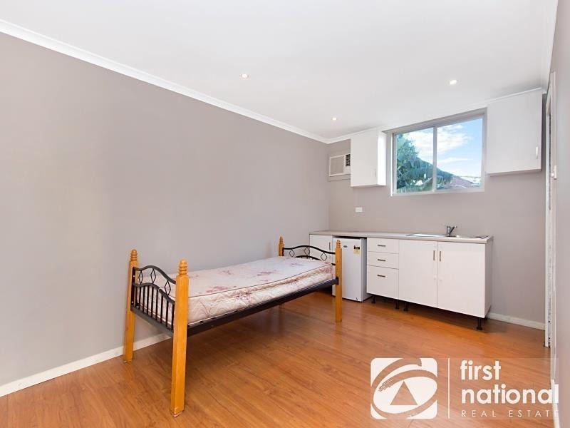 30 Palmyra Avenue, Lethbridge Park NSW 2770