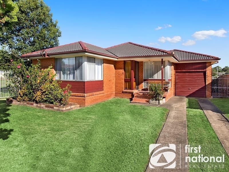 27 Pangari Crescent, Dharruk NSW 2770