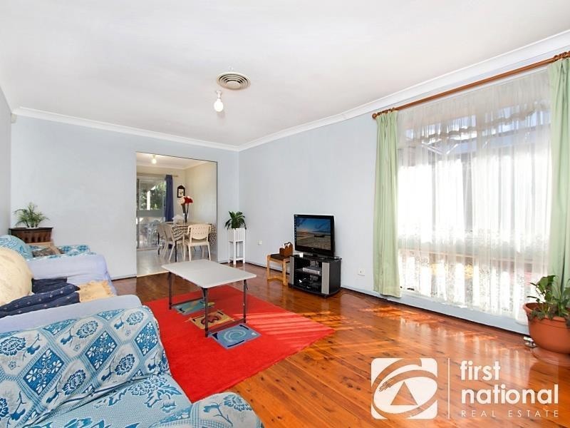 27 Pangari Crescent, Dharruk NSW 2770