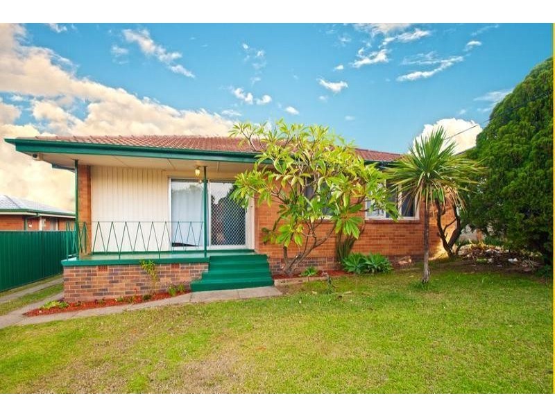 23 MIKKELSEN Drive, Tregear NSW 2770