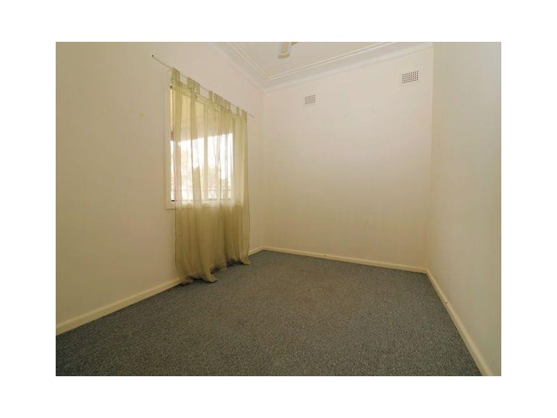 9 Yarra Street, North St Marys NSW 2760