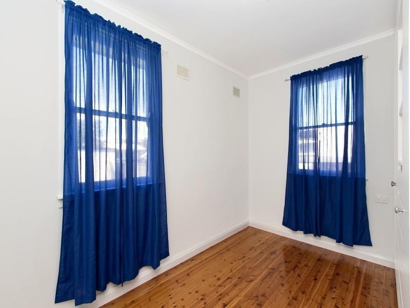 11 Tabali Street, Whalan NSW 2770