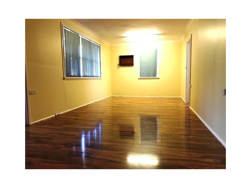 8 Samarai Road, Whalan NSW 2770