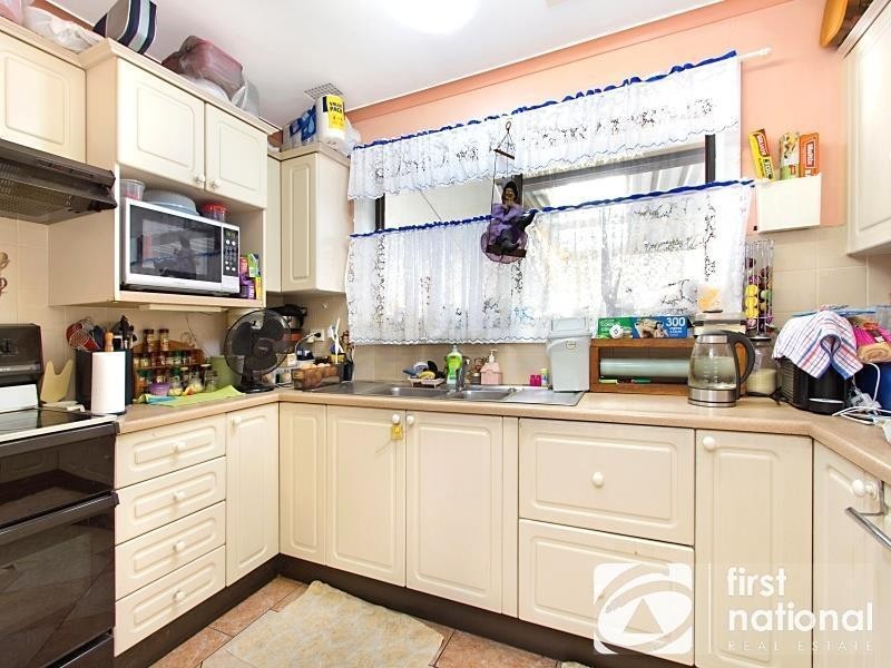 33 Semana Street, Whalan NSW 2770