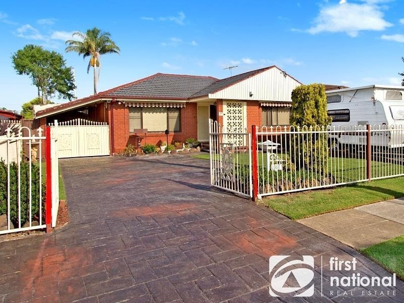 33 Semana Street, Whalan NSW 2770