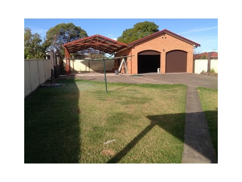 192 QUARRY Road, Bossley Park NSW 2176