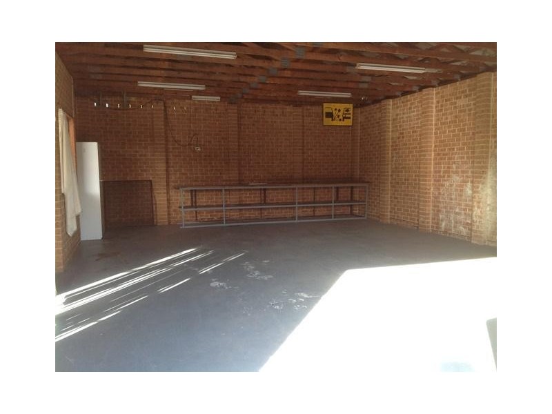 192 QUARRY Road, Bossley Park NSW 2176