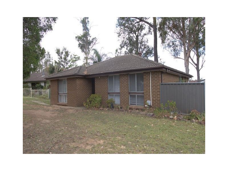 2 Chestnut Crescent, Bidwill NSW 2770