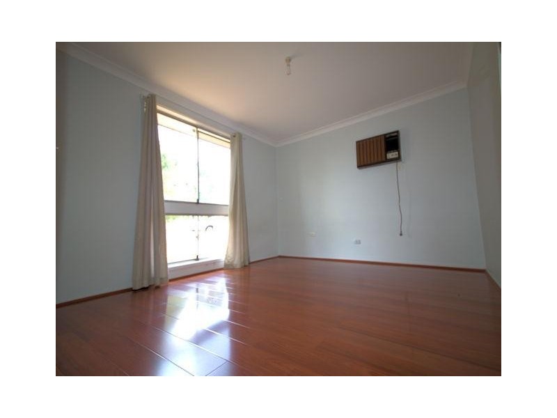 2 Chestnut Crescent, Bidwill NSW 2770