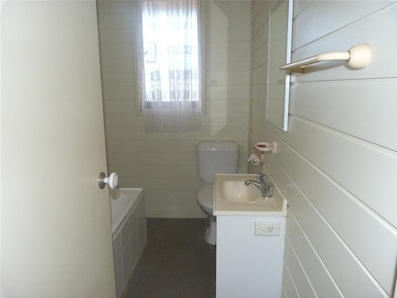 12 Parkes Crescent, Blackett NSW 2770