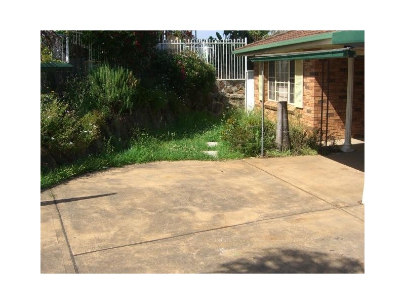 5 GLOVER Avenue, Quakers Hill NSW 2763