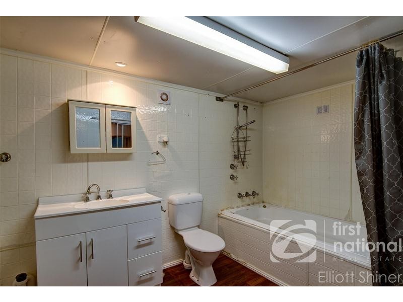 7 Lucena Crescent, Lethbridge Park NSW 2770