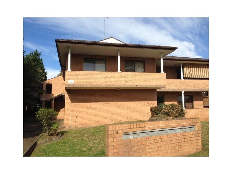 1/14 SAINSBURY Street, St Marys NSW 2760