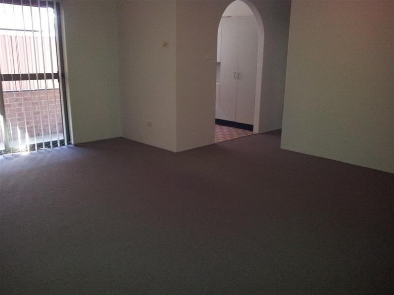 1/14 SAINSBURY Street, St Marys NSW 2760