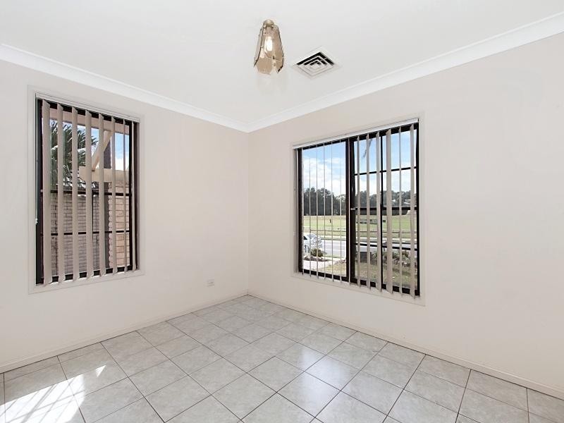 10 Minchin Drive, Minchinbury NSW 2770