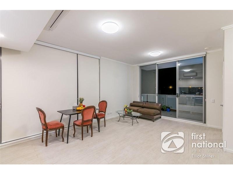 E233/1-39 Lord Sheffield Circuit, Penrith NSW 2750