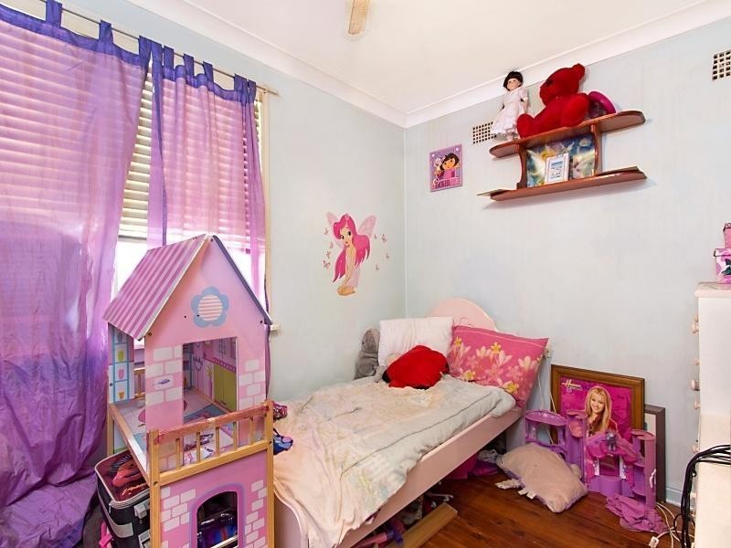 14 Copeland Road, Lethbridge Park NSW 2770