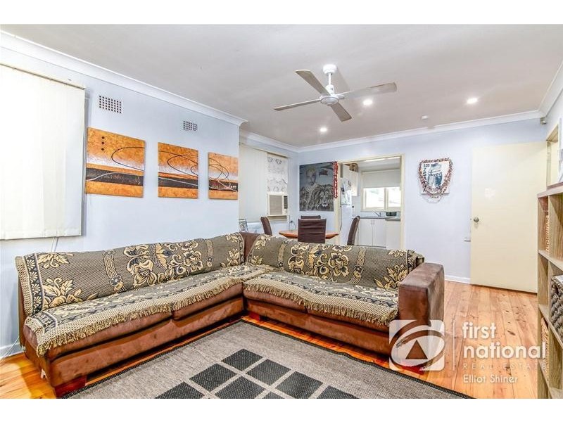 19 Roebuck Crescent, Willmot NSW 2770