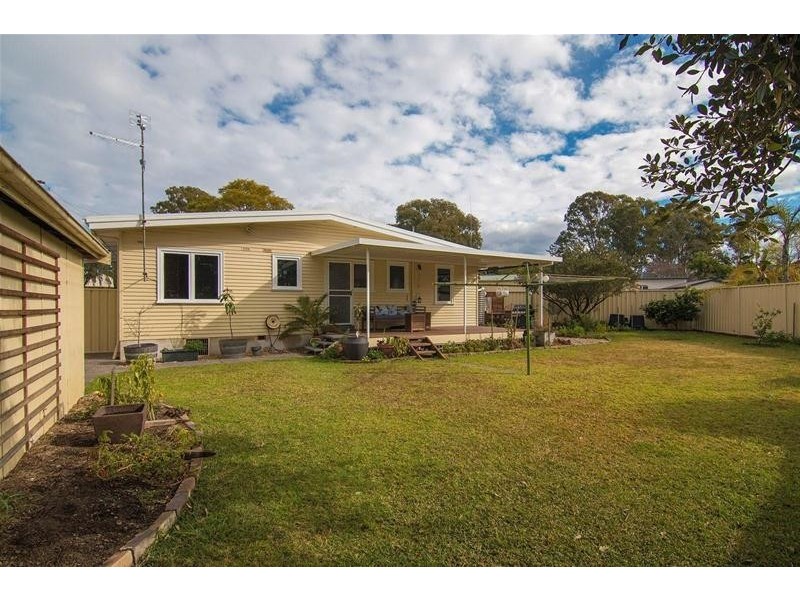 5 Mindoro Place, Lethbridge Park NSW 2770