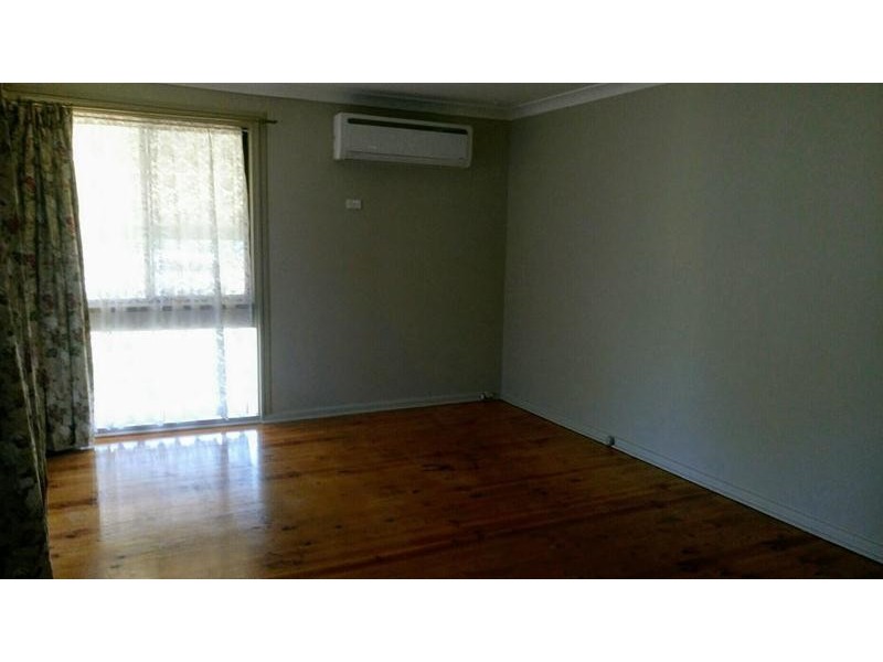 10 CAPTAIN COOK Drive, Willmot NSW 2770