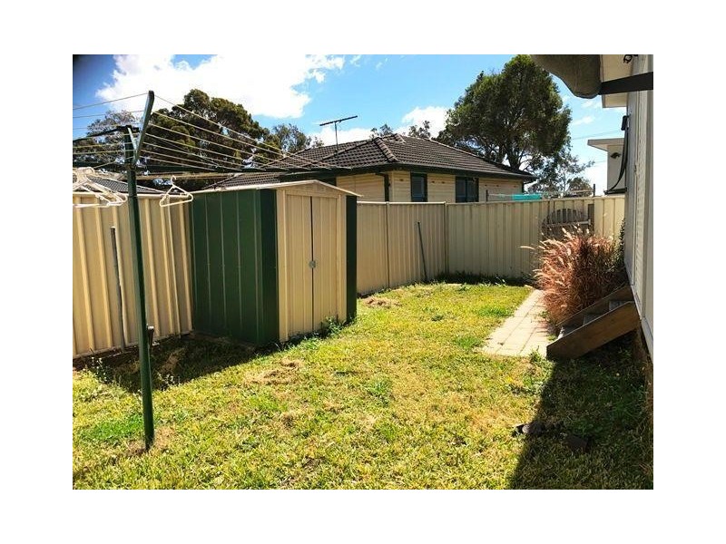 4A Tangaloa Crescent, Lethbridge Park NSW 2770