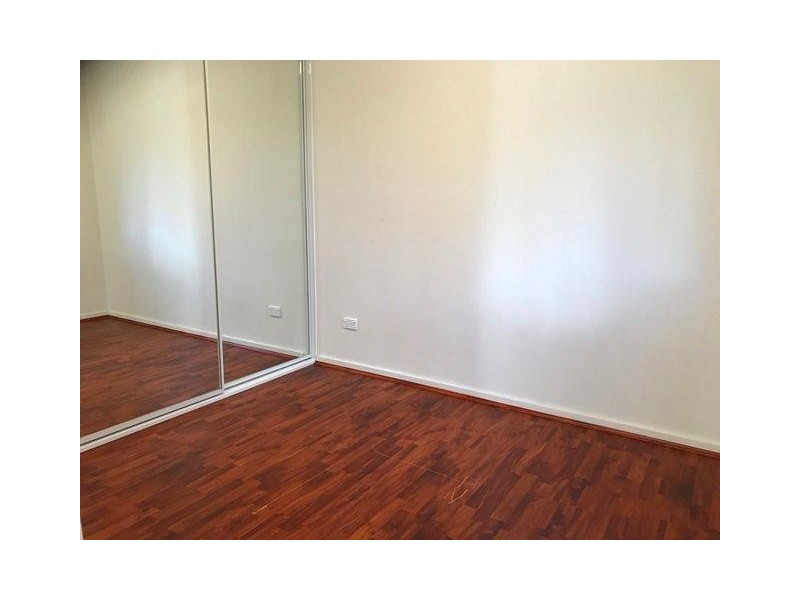 4A Tangaloa Crescent, Lethbridge Park NSW 2770