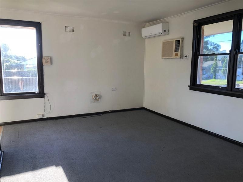 9 Rabaul Avenue, Whalan NSW 2770