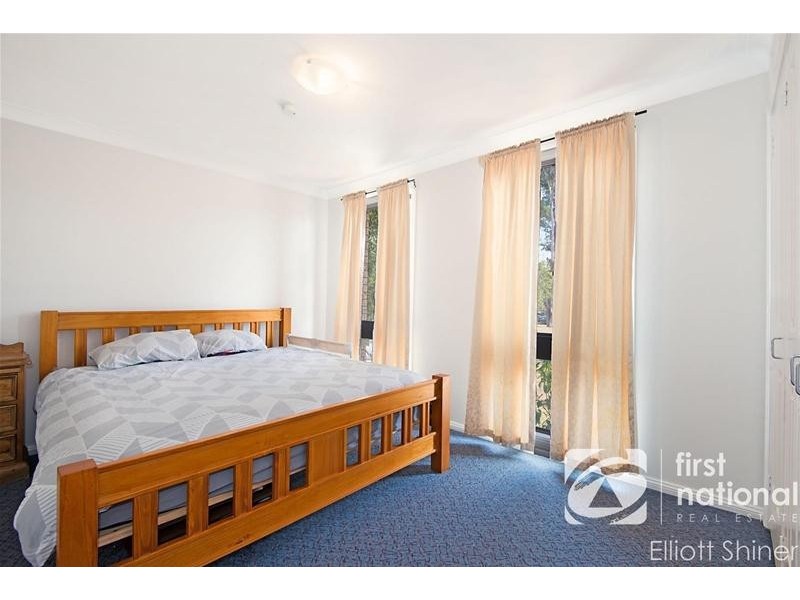 44 McIntyre Avenue, St Clair NSW 2759