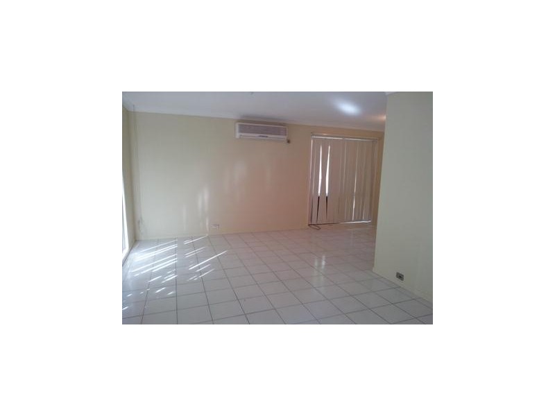 5 WHIPBIRD Place, Erskine Park NSW 2759