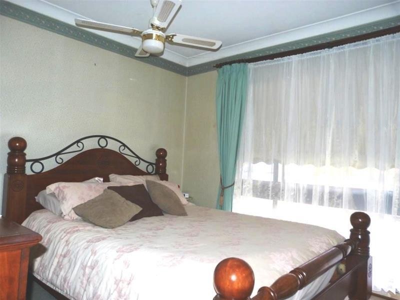 1 Irma Place, Oakhurst NSW 2761