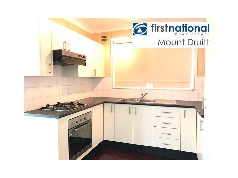 10 Kerran Close, Cambridge Park NSW 2747