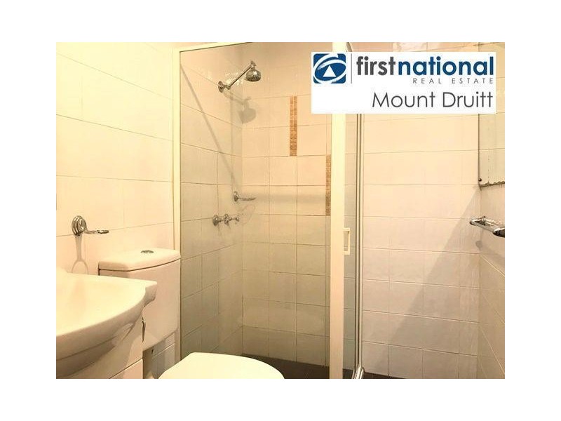 10 Kerran Close, Cambridge Park NSW 2747