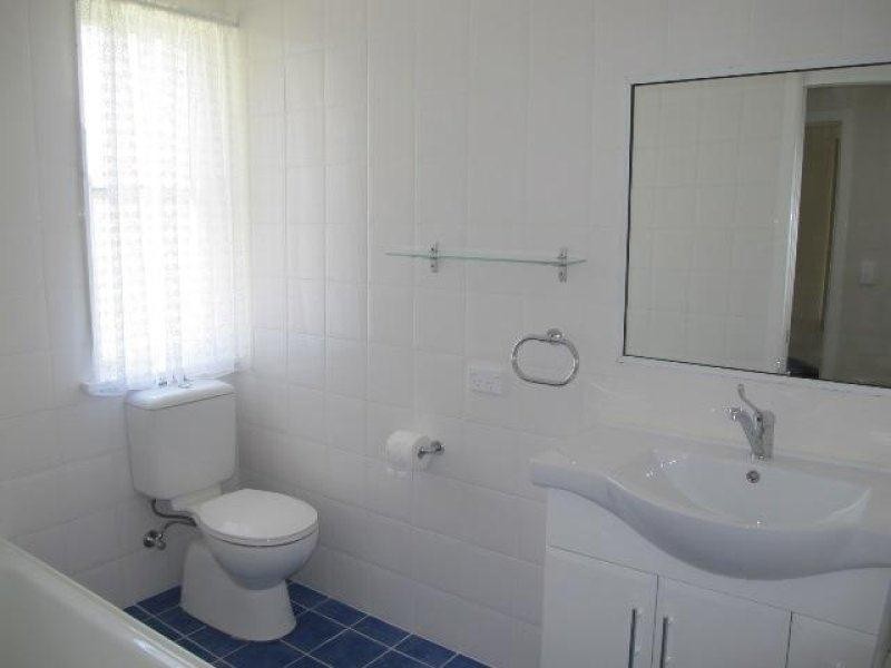 39 Waitaki Street, Lethbridge Park NSW 2770