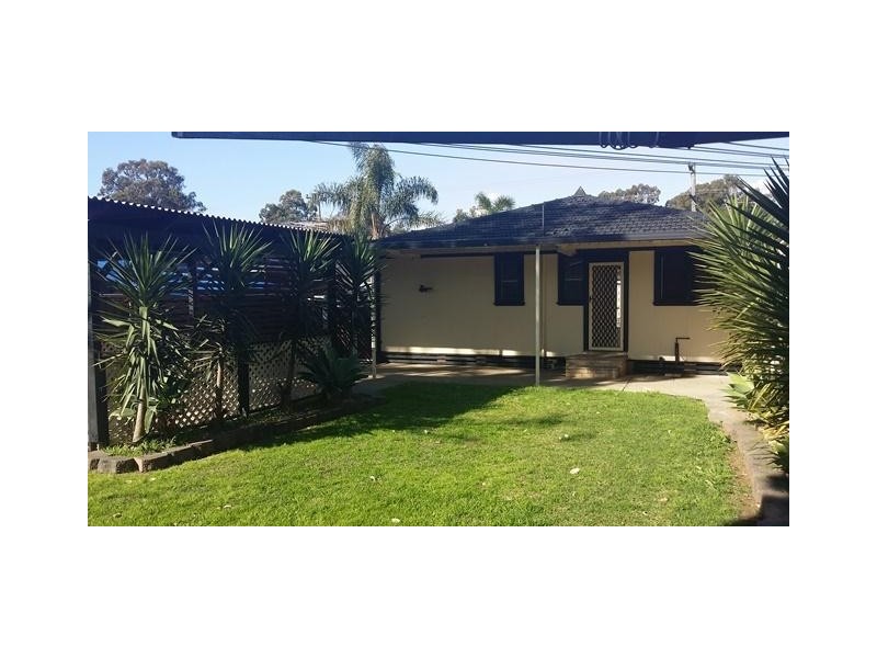 385 LUXFORD Road, Lethbridge Park NSW 2770