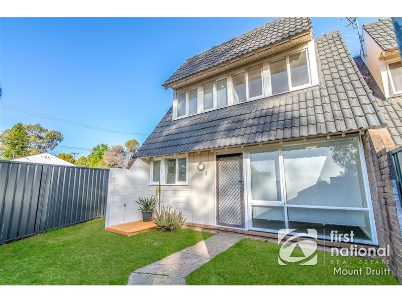 1/1 Byrd Place, Tregear NSW 2770