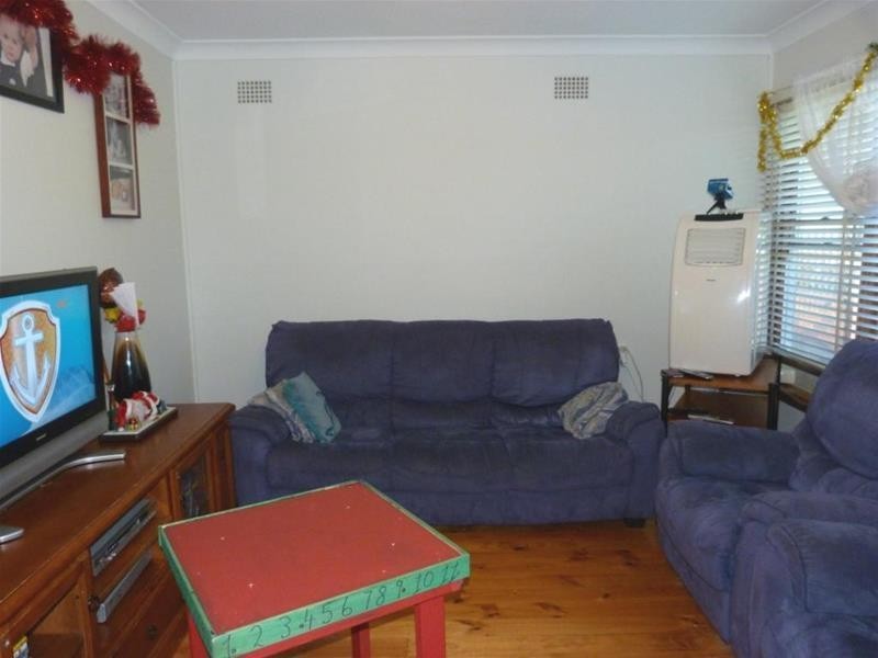 8 Detzner Place, Whalan NSW 2770