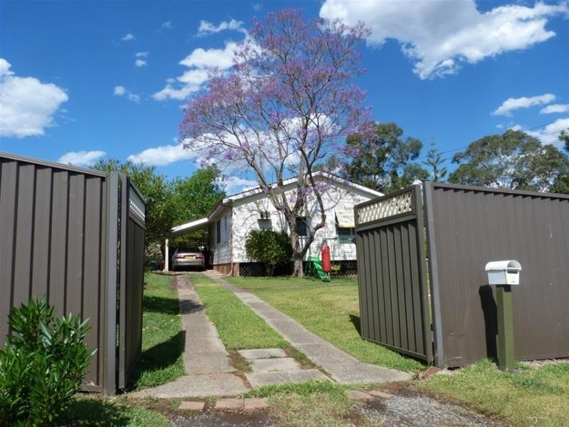 8 Detzner Place, Whalan NSW 2770