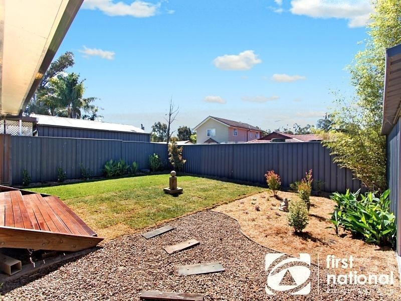 6 HENNESY Crescent, Shalvey NSW 2770