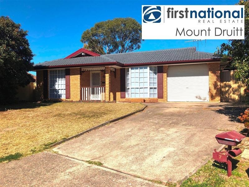 17 Gersham Grove, Oakhurst NSW 2761