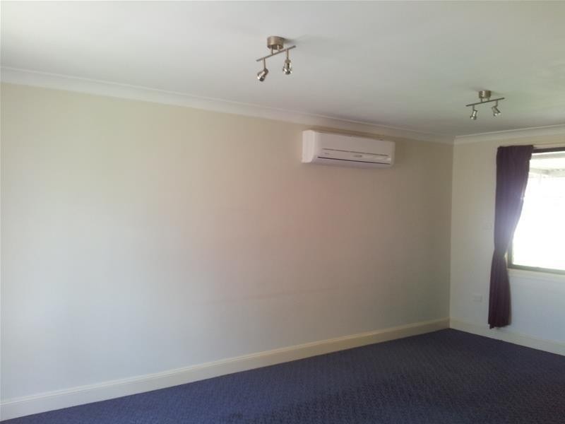 44 McIntyre Avenue, St Clair NSW 2759