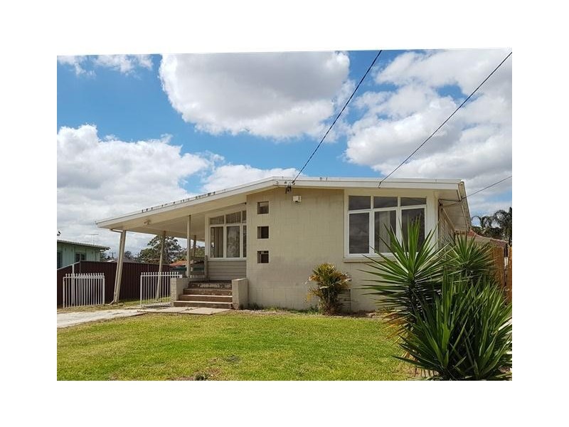 12 Webb Place, Blackett NSW 2770