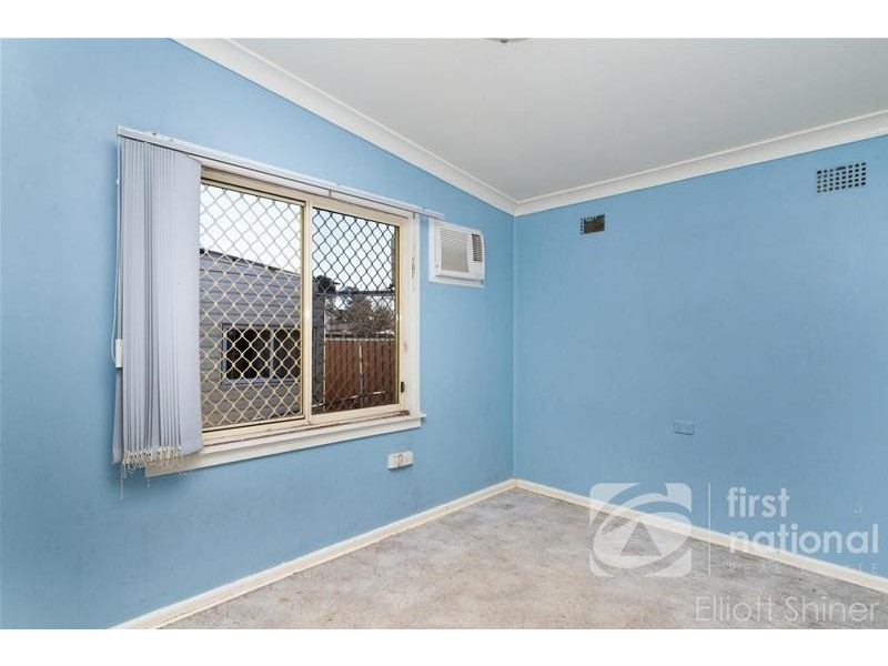 222 Woodstock Avenue, Whalan NSW 2770