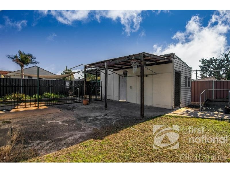 222 Woodstock Avenue, Whalan NSW 2770