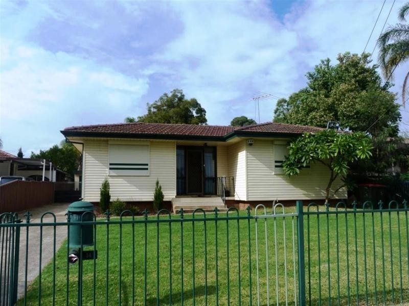 34 Niland Crescent, Blackett NSW 2770