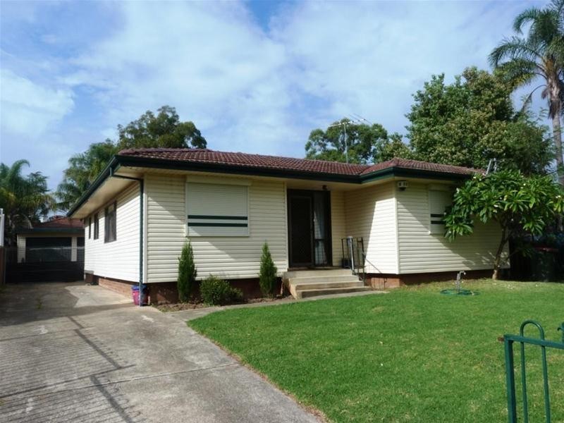 34 Niland Crescent, Blackett NSW 2770