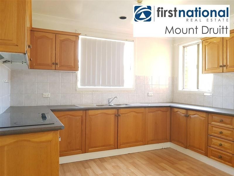 5 Edwin Street, Colyton NSW 2760