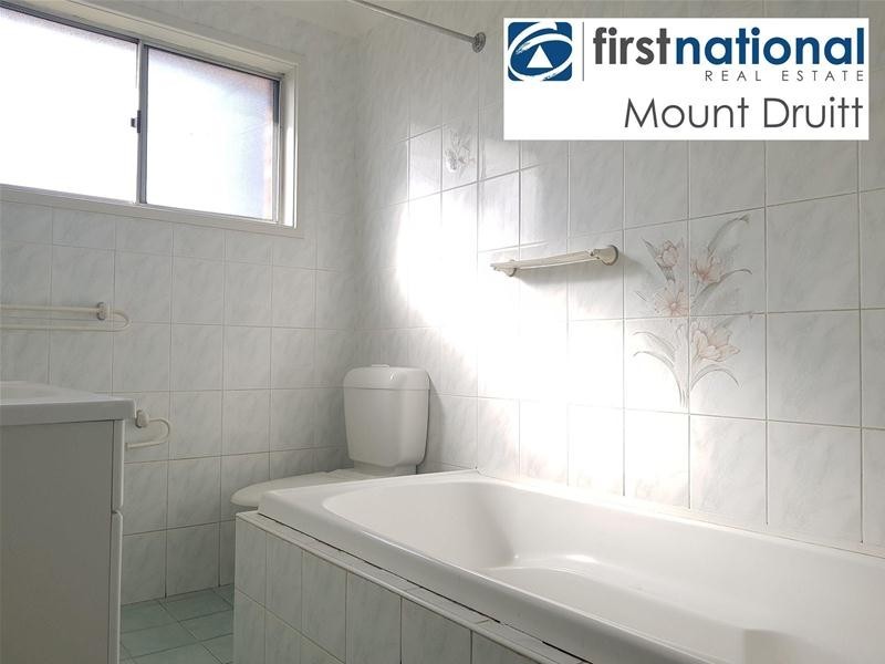 5 Edwin Street, Colyton NSW 2760