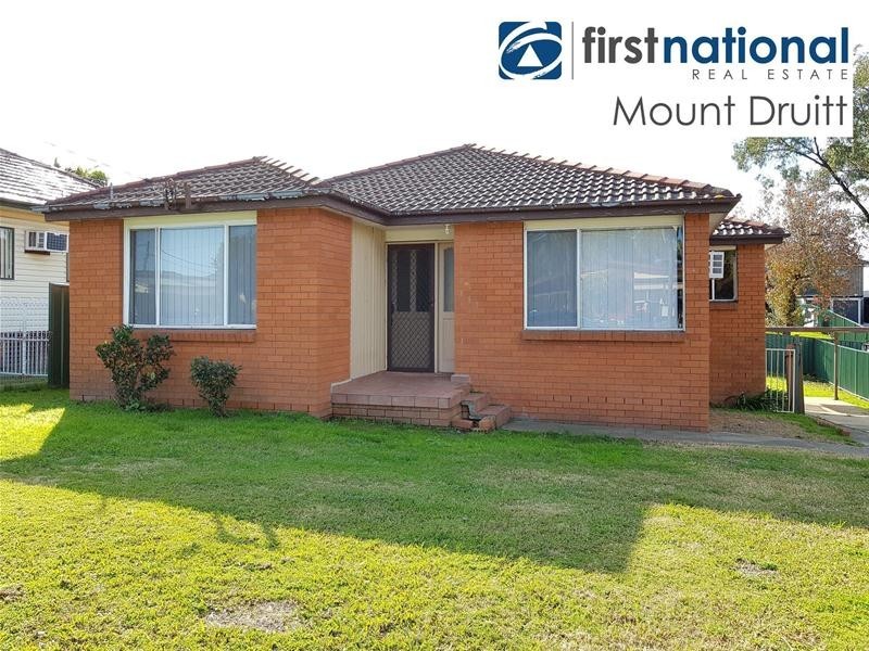 5 Edwin Street, Colyton NSW 2760
