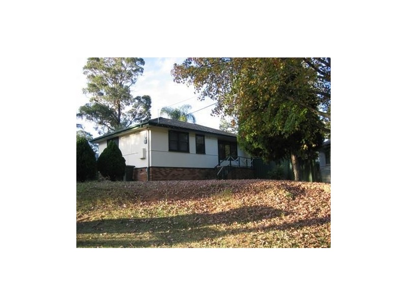 9 Law Crescent, Tregear NSW 2770